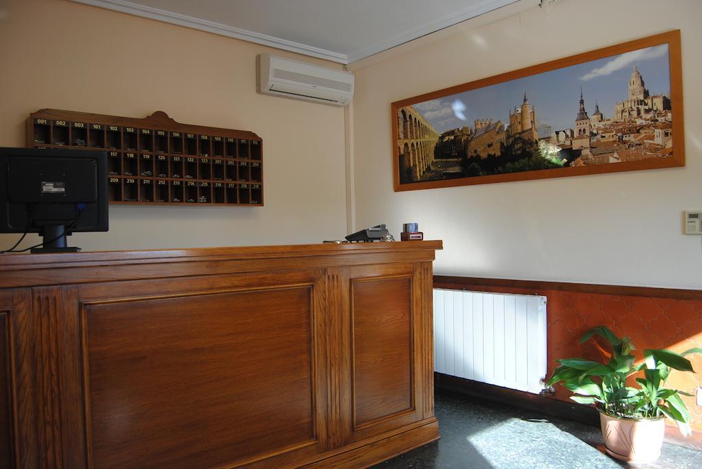 Hostal El Mirador La Lastrilla Dış mekan fotoğraf